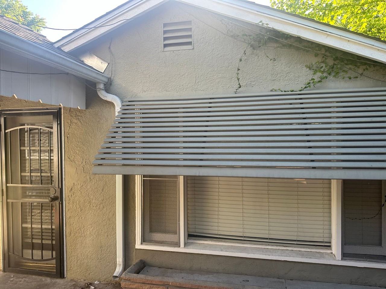 518 520 Sycamore Ave., Modesto, CA 95350 Studio Apartment for 1,400