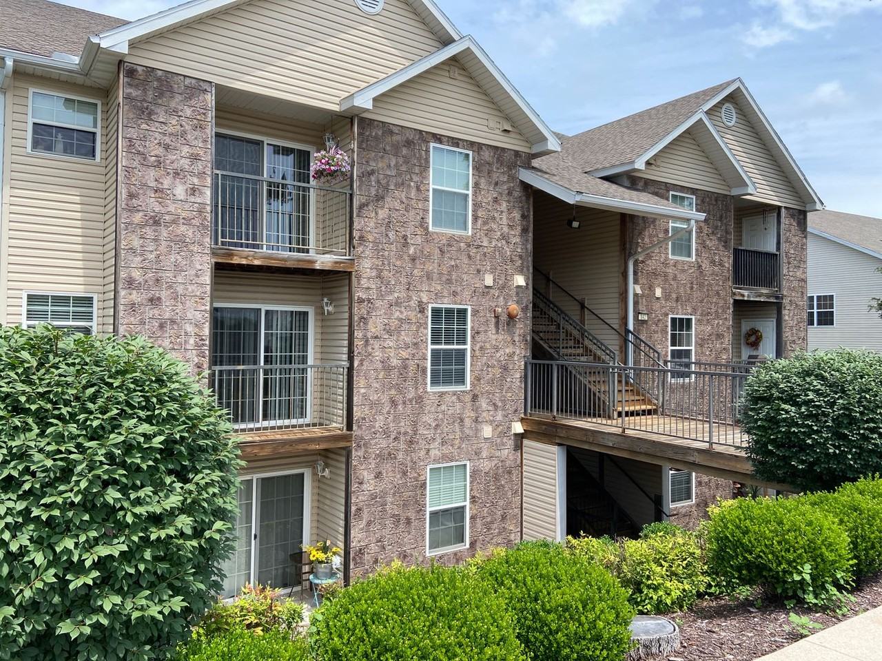 142 Vixen Cir - Photo 4 of 34