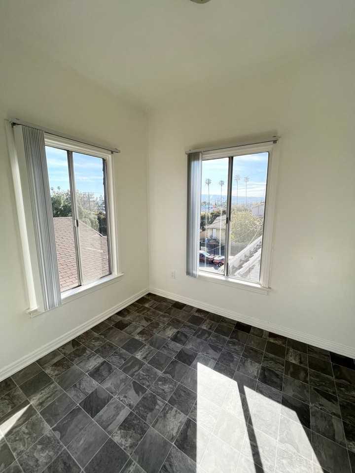 1147 Broad Ave. (El Portal) - Photo 6 of 15