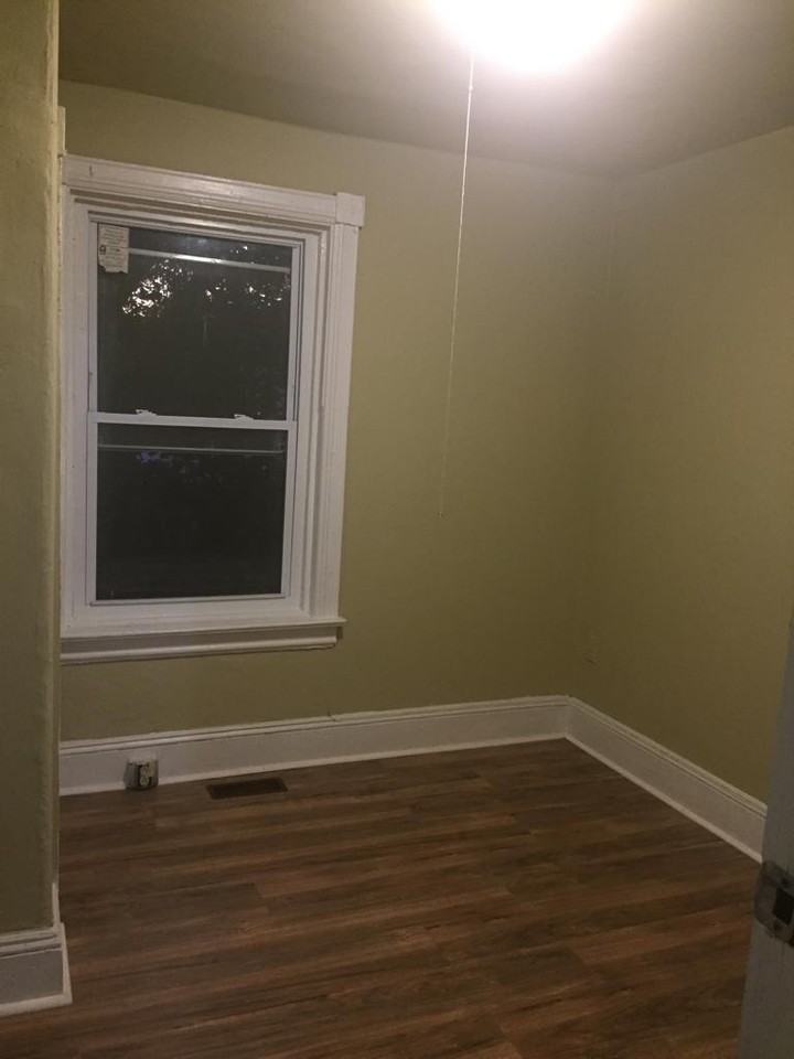 37 S Logan Ave - Photo 4 of 11