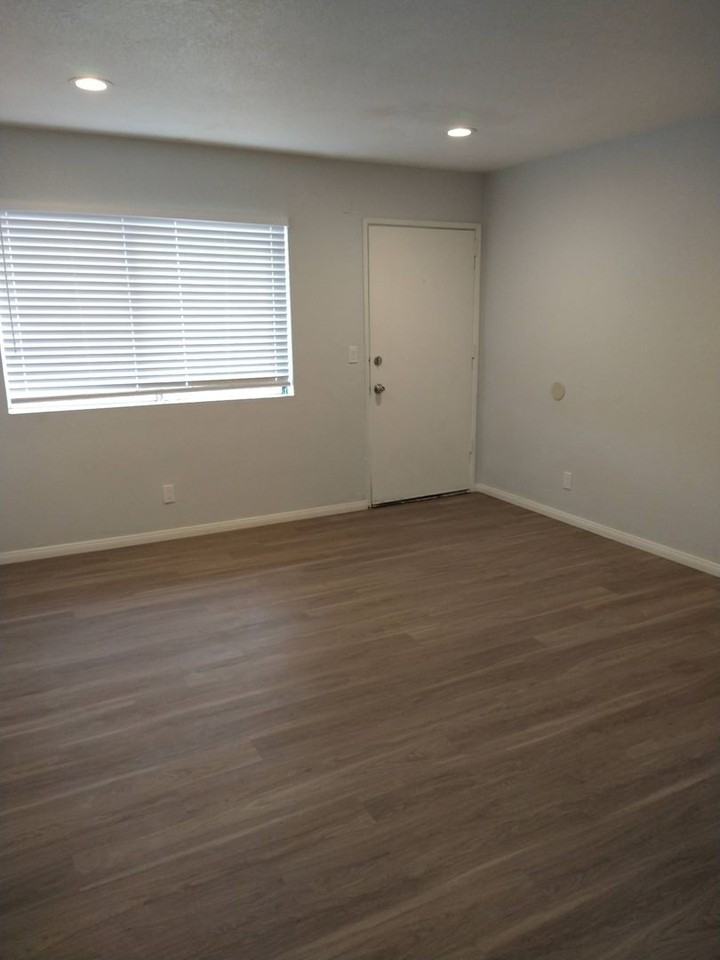 1529 - Photo 2 of 14