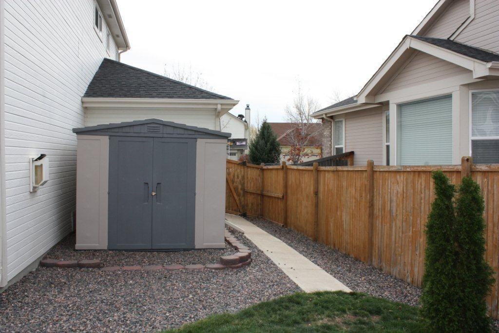 9865 W 106th Ave - Photo 3 of 21