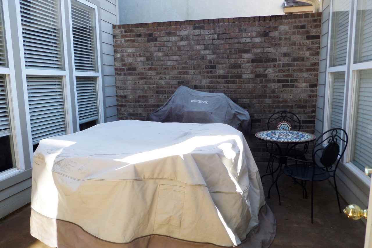 10854 Woodland Oaks Dr - Photo 7 of 19