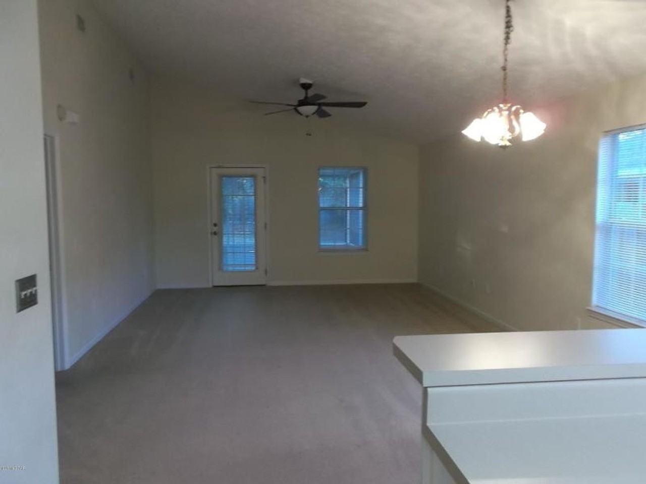 1308 Alabama Ave - Photo 2 of 8