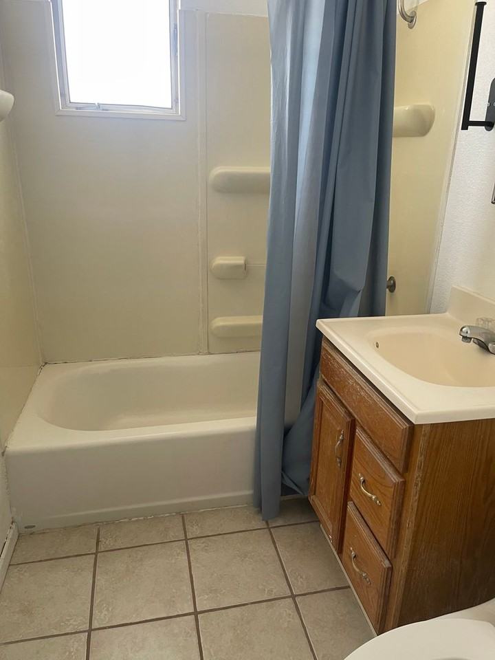 200 N Muriel Dr - Photo 3 of 6