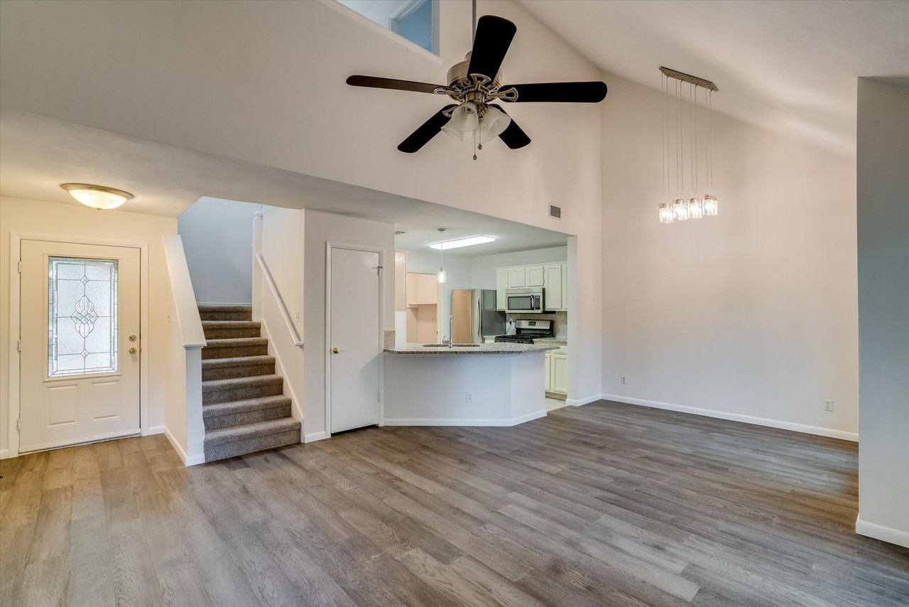13030 Staton Dr - Photo 7 of 21