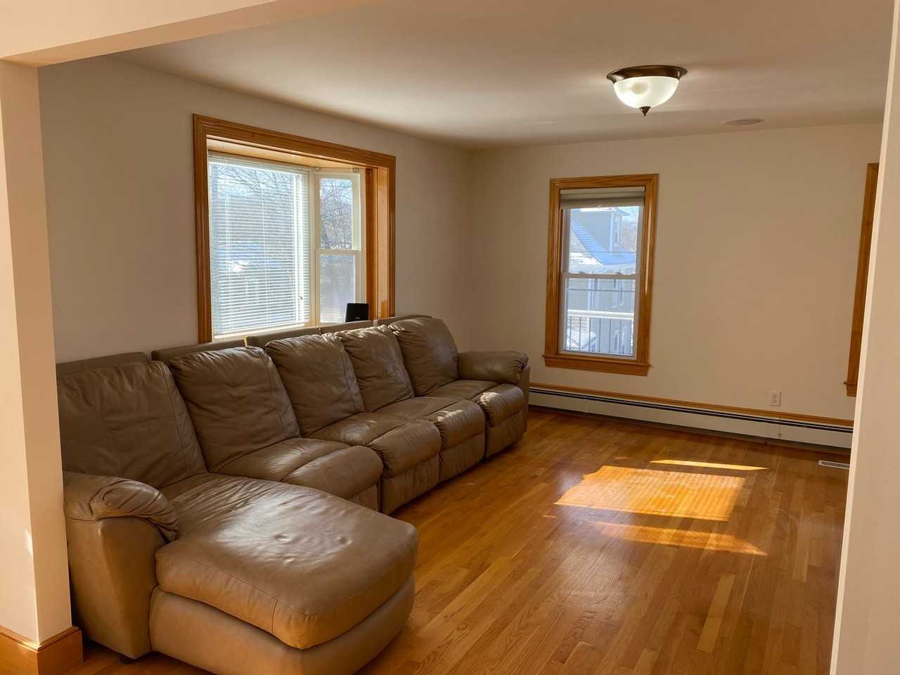 28 Elm Knoll Rd - Photo 2 of 20