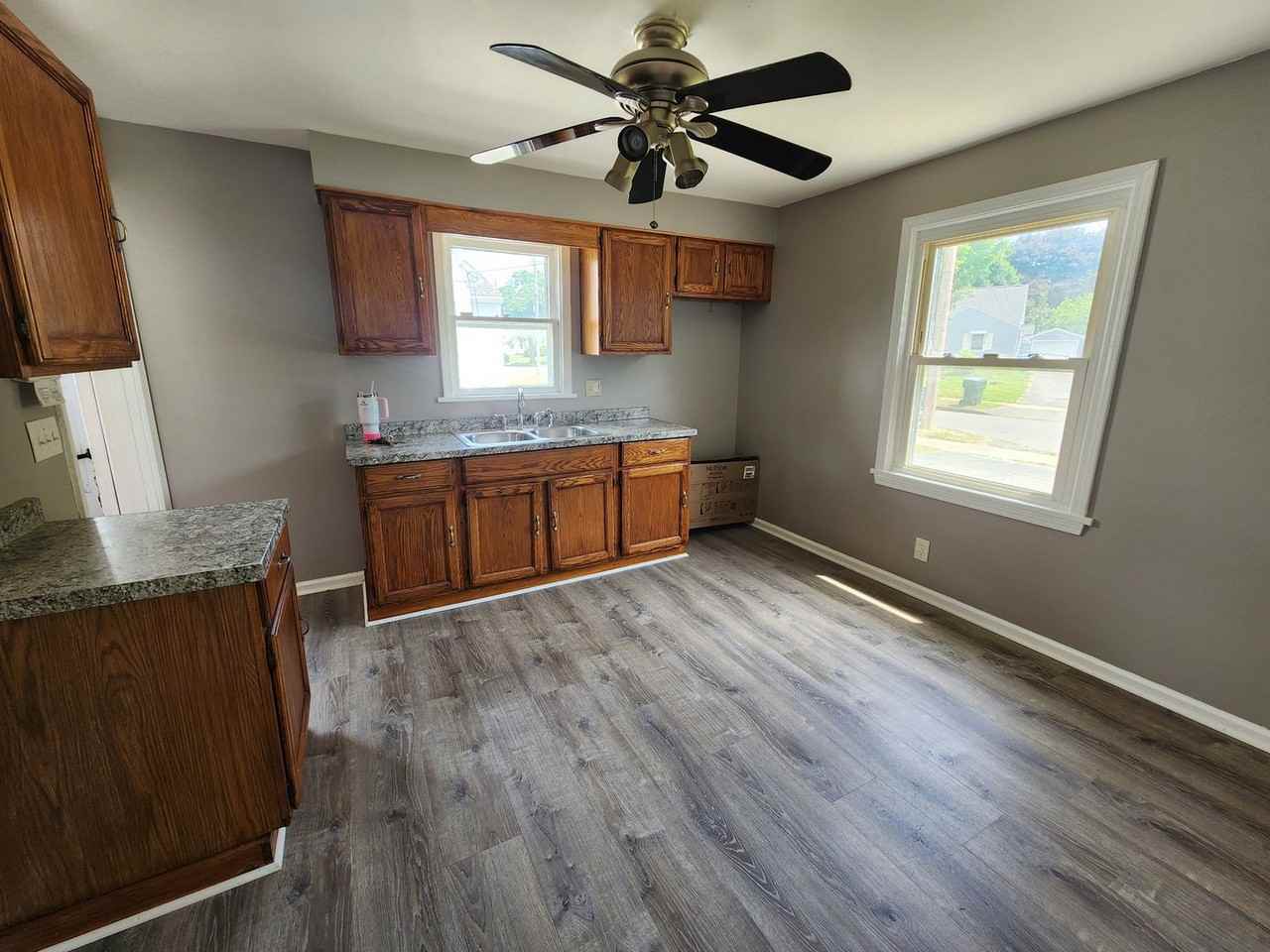 206 Traver Cir - Photo 3 of 15