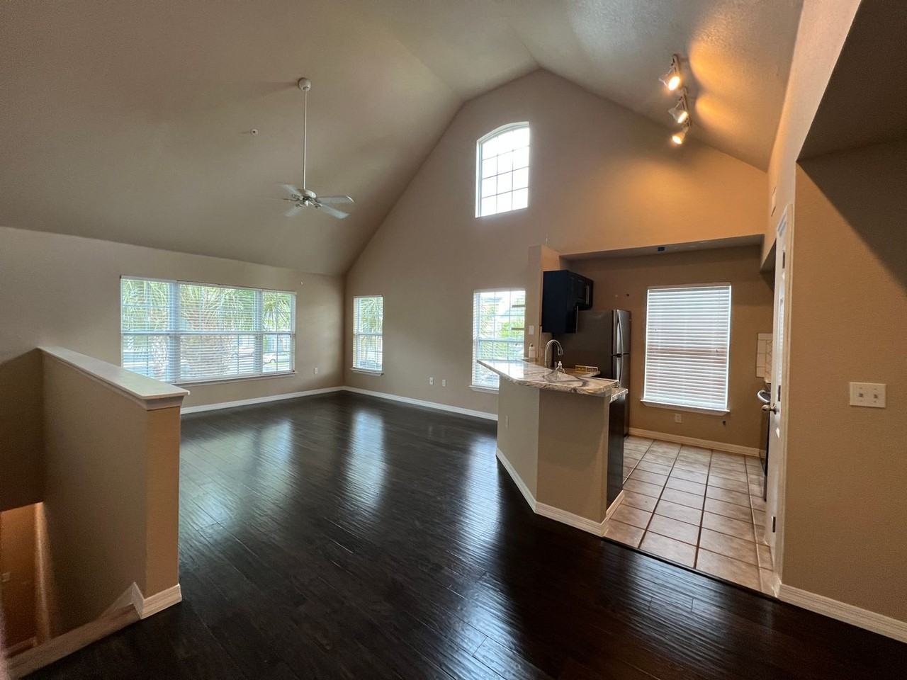 5520 Rosehill Rd #202 - Photo 2 of 30