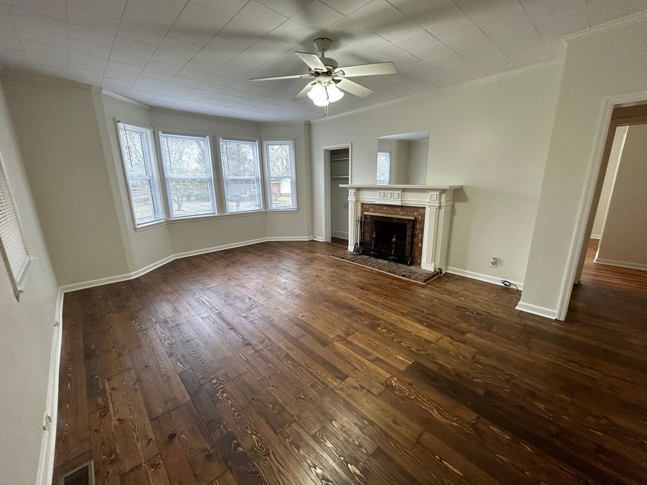 2 Locust St Ne - Photo 6 of 25