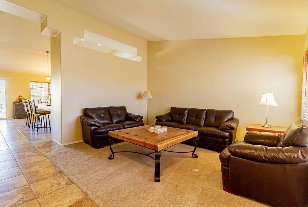 118 W Ivanhoe St - Photo 3 of 18