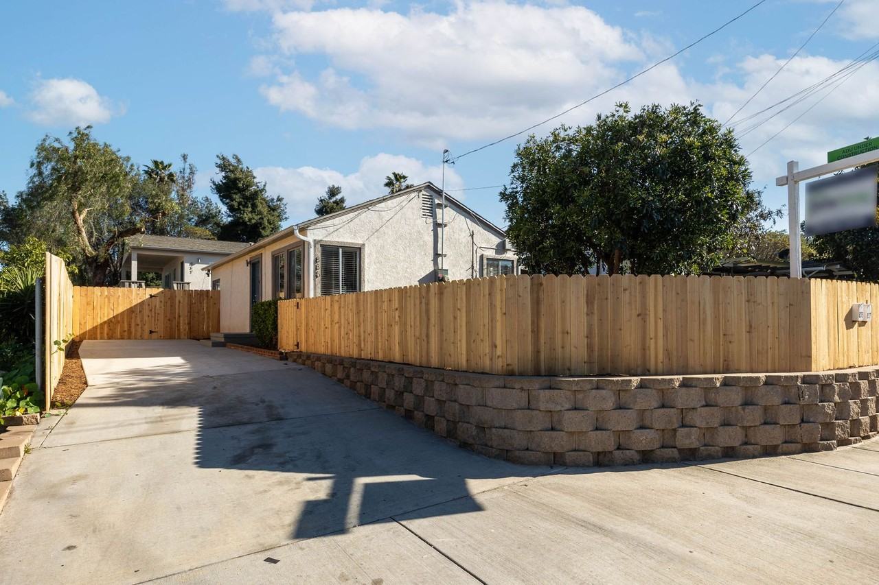 837 W 3rd Ave - Photo 2 of 12