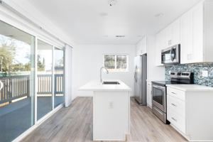featured image of 837 W 3rd Ave