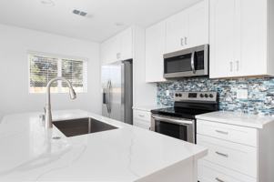 featured image of 837 W 3rd Ave