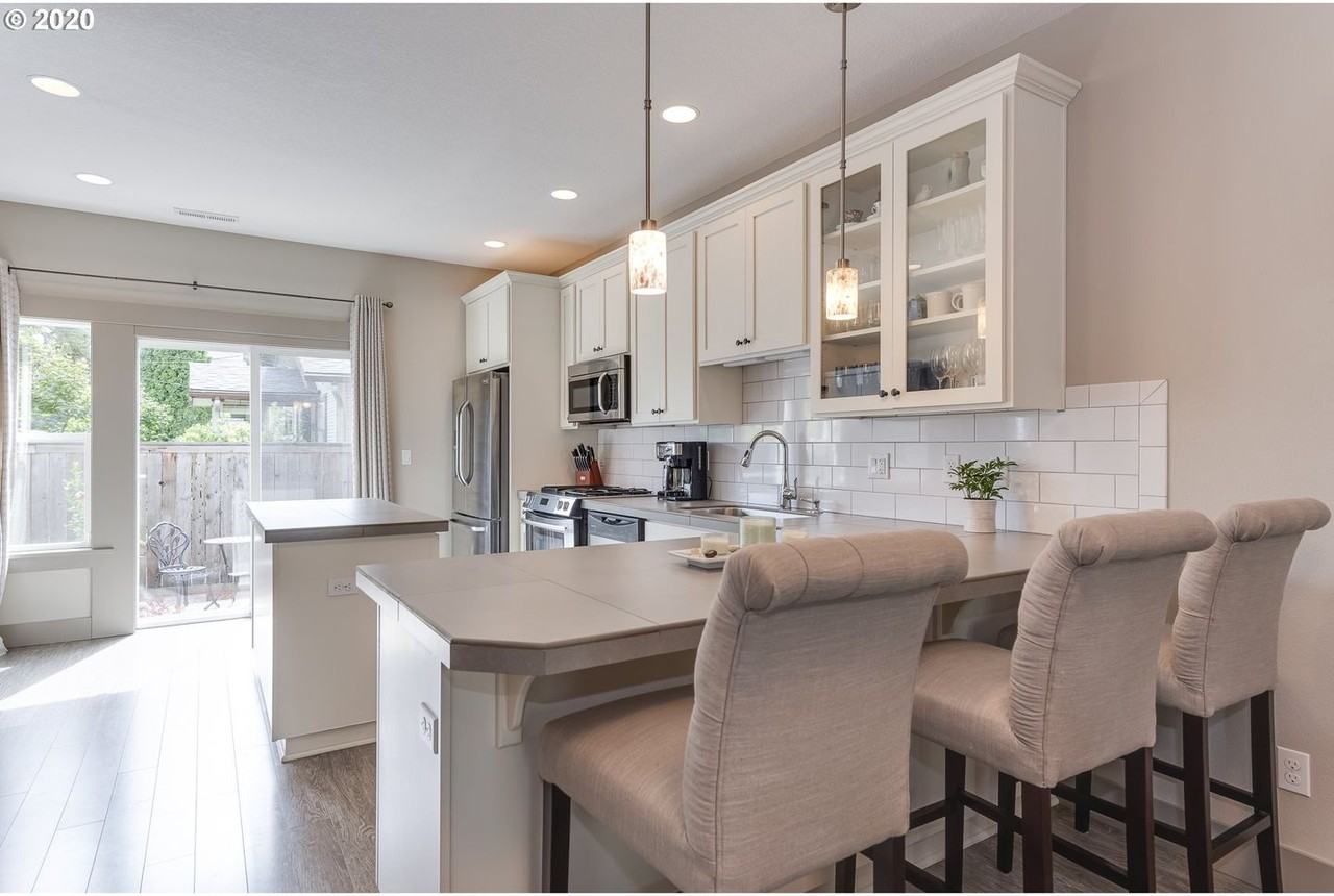 1346 N Rosa Parks Way - Photo 6 of 36