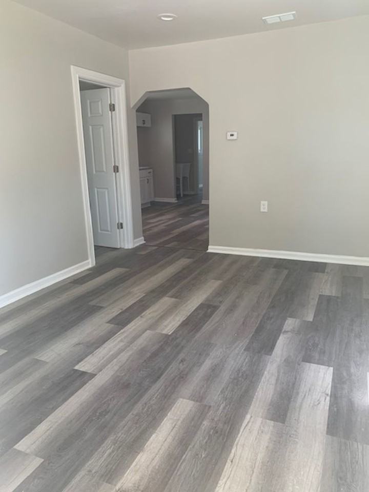 23352 Powell Avenue - Photo 2 of 15