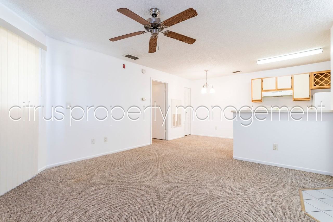 2569 Grassy Point Dr - Photo 3 of 21