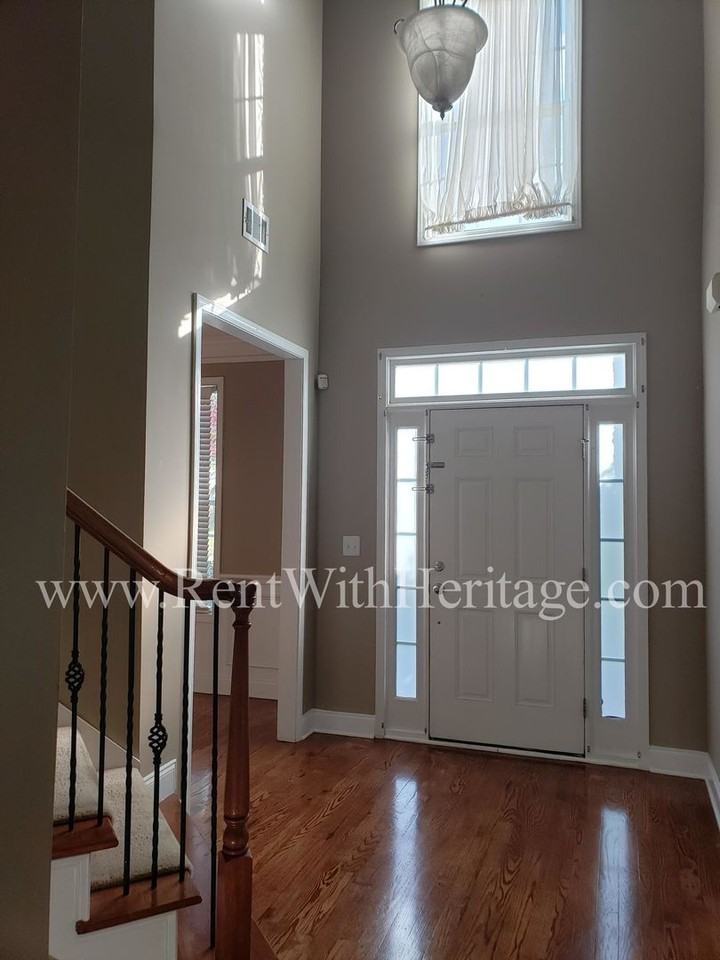 4654 Mill Water Xing - Photo 6 of 50