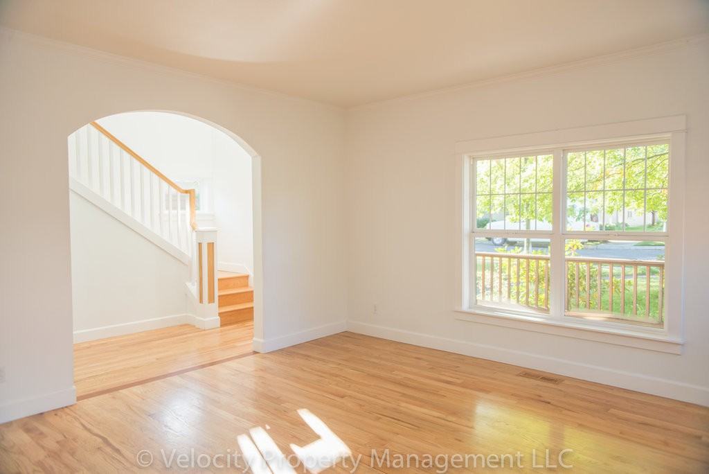 2954 Ne Red Oak Dr - Photo 6 of 18