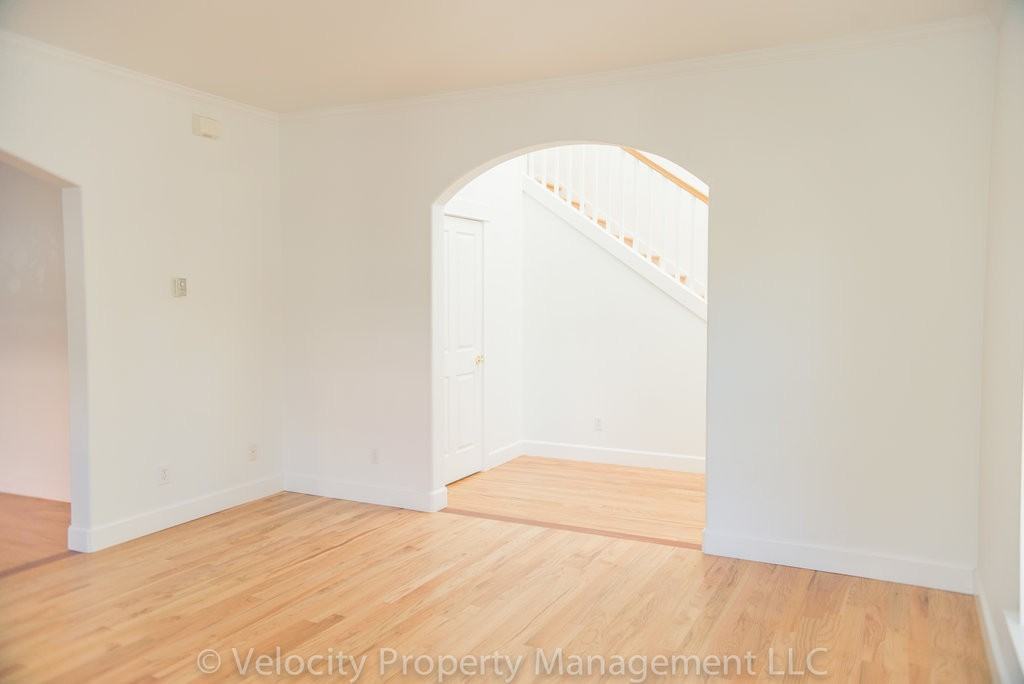 2954 Ne Red Oak Dr - Photo 7 of 18