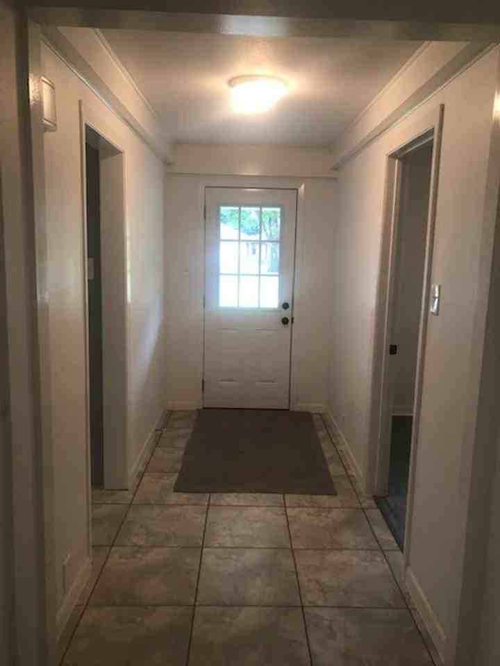 151 Oak Dr - Photo 3 of 27