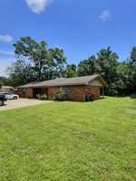 featured image of 1109 Hickory Dr