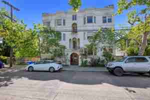featured image of 2124 Mckinley Ave