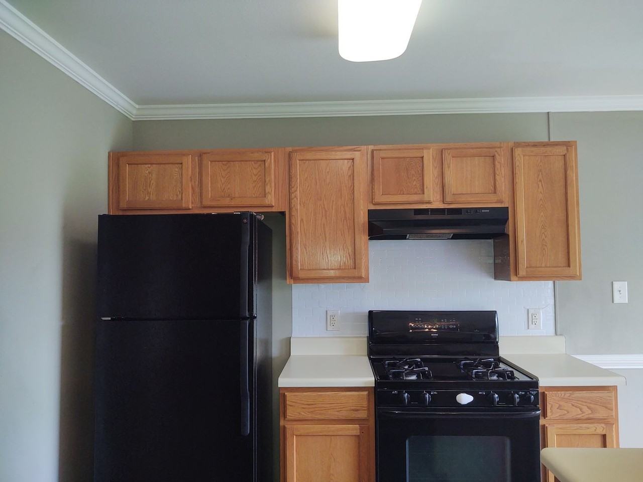 7302 Woodbourne Ln - Photo 3 of 17