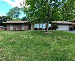 8621 Dovefield Dr - Photo 1 of 1