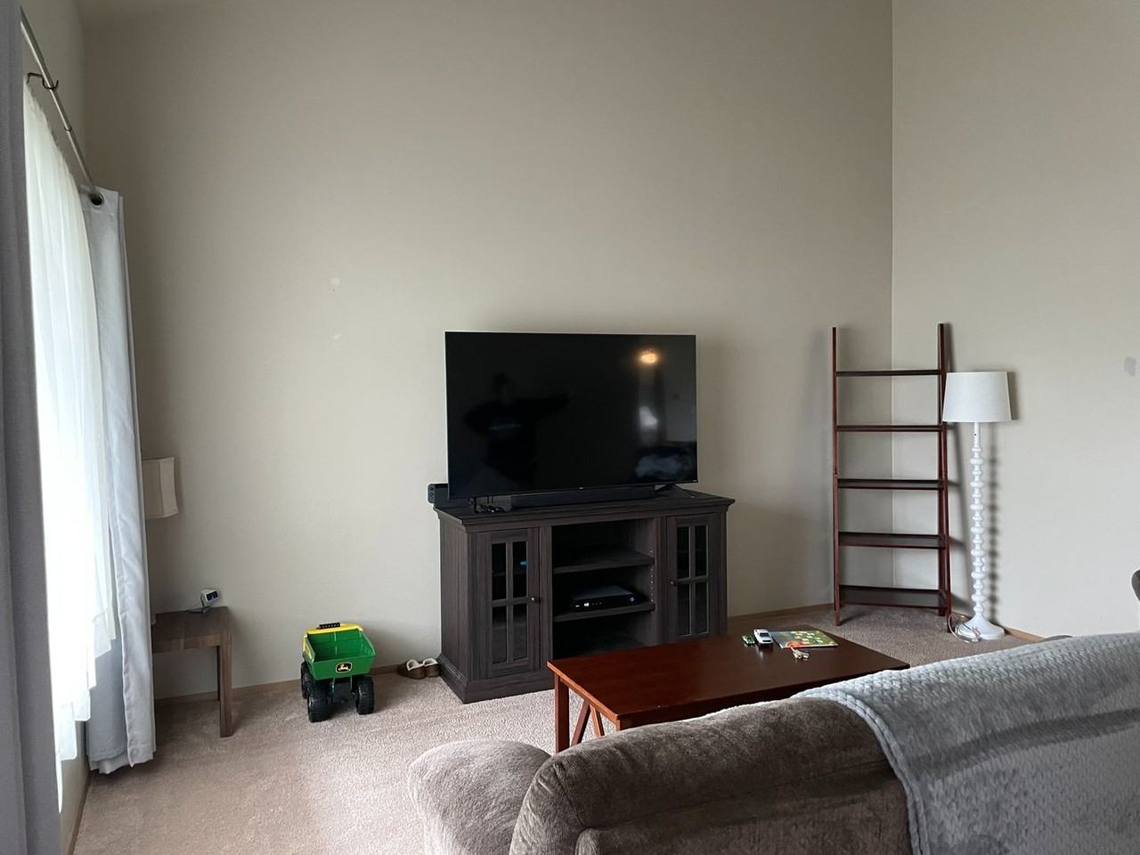 9958 Greenleaf Loop Se - Photo 3 of 22