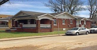 1138 E Elm St - Photo 1 of 1
