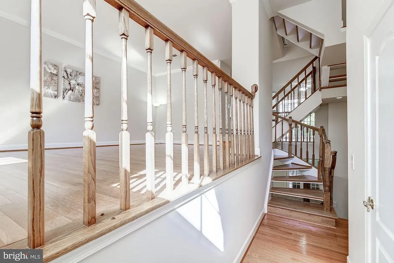 3968 Valley Ridge Dr - Photo 2 of 21