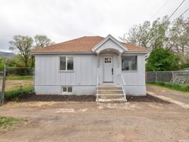 featured image of 2136 Monroe Blvd