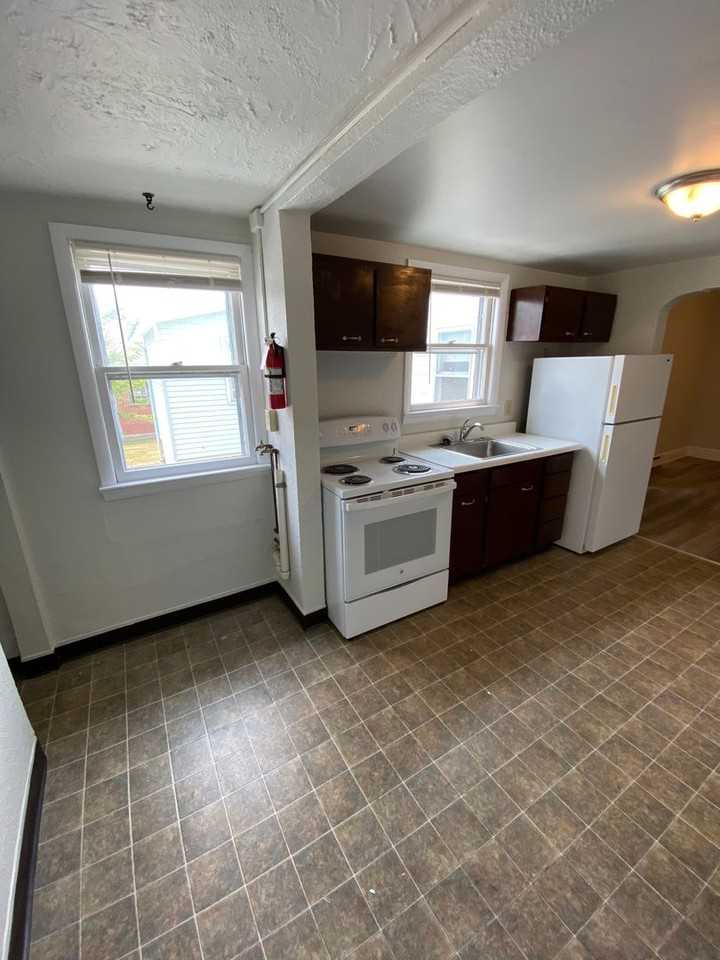 45 N Wolf St - Photo 7 of 20