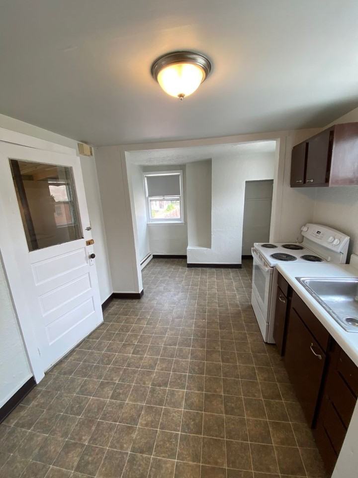 45 N Wolf St - Photo 6 of 20