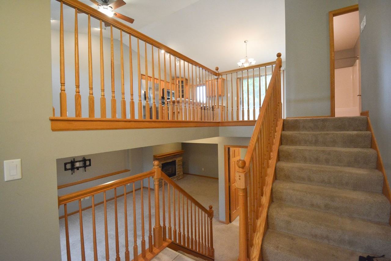 3702 Halling Pl Sw - Photo 3 of 18