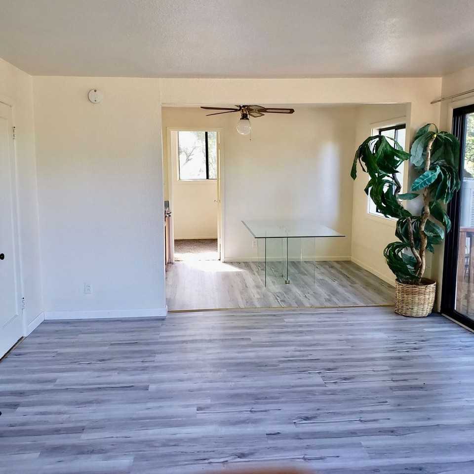 5180 Bell Rd - Photo 3 of 19