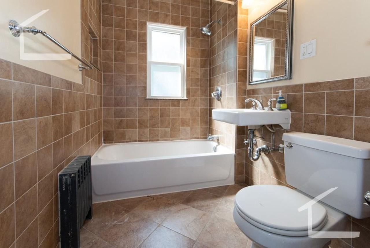 6 Upcrest Rd - Photo 5 of 10