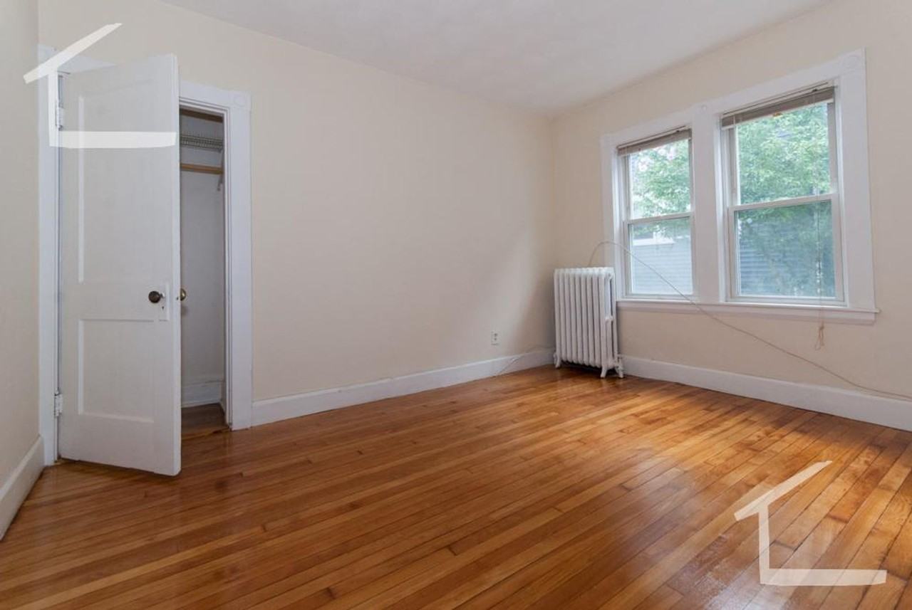 6 Upcrest Rd - Photo 7 of 10