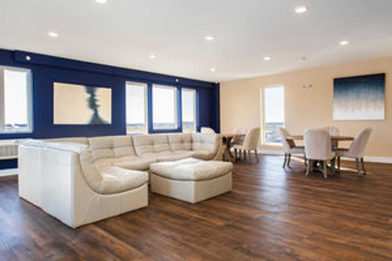 Lexington at Carteret - Photo 5 of 25