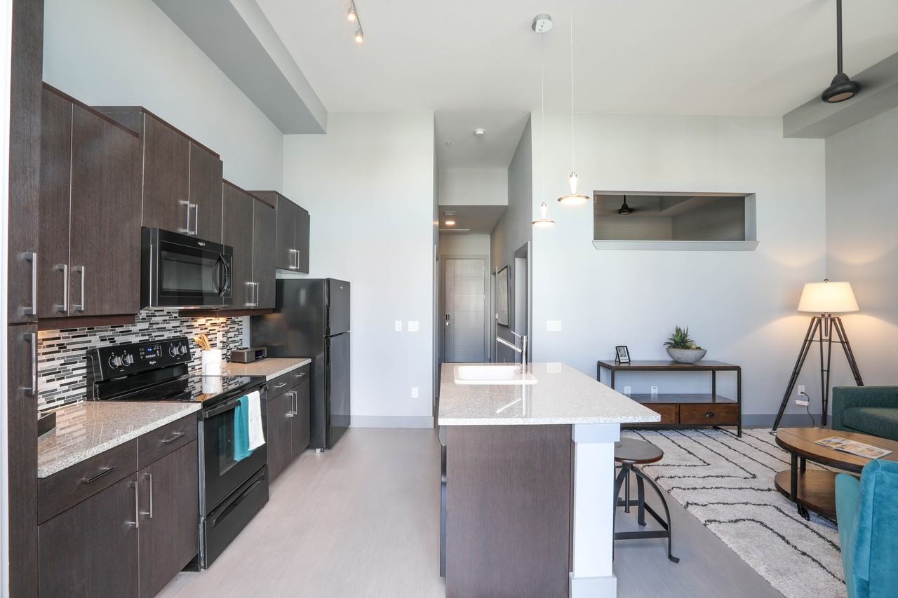 Forum - Photo 3 of 50