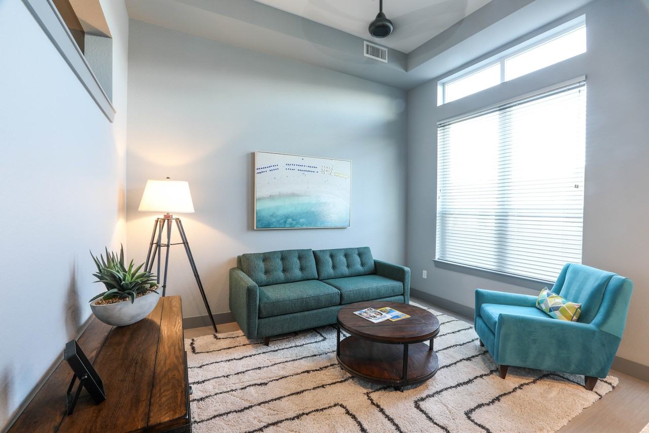 Forum - Photo 6 of 50