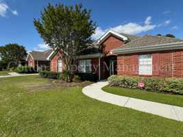 featured image of 7824 Sanderling Pl