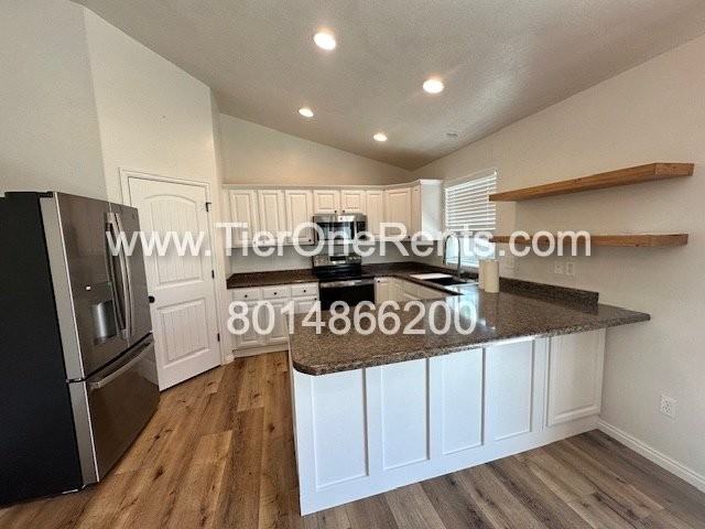 3349 S Hawk Dr - Photo 7 of 32