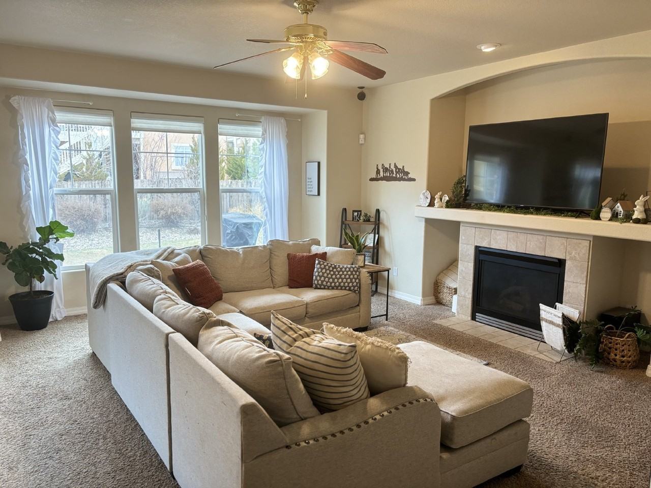 9998 Rose Leaf Ct - Photo 6 of 35