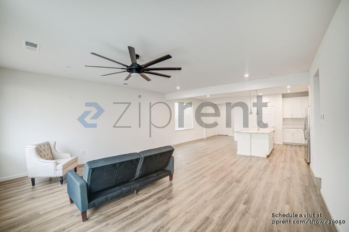 1813 Brubaker St - Photo 2 of 19