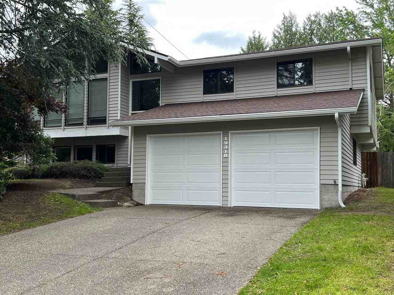 19318 89th Ave Ne - Photo 2 of 27