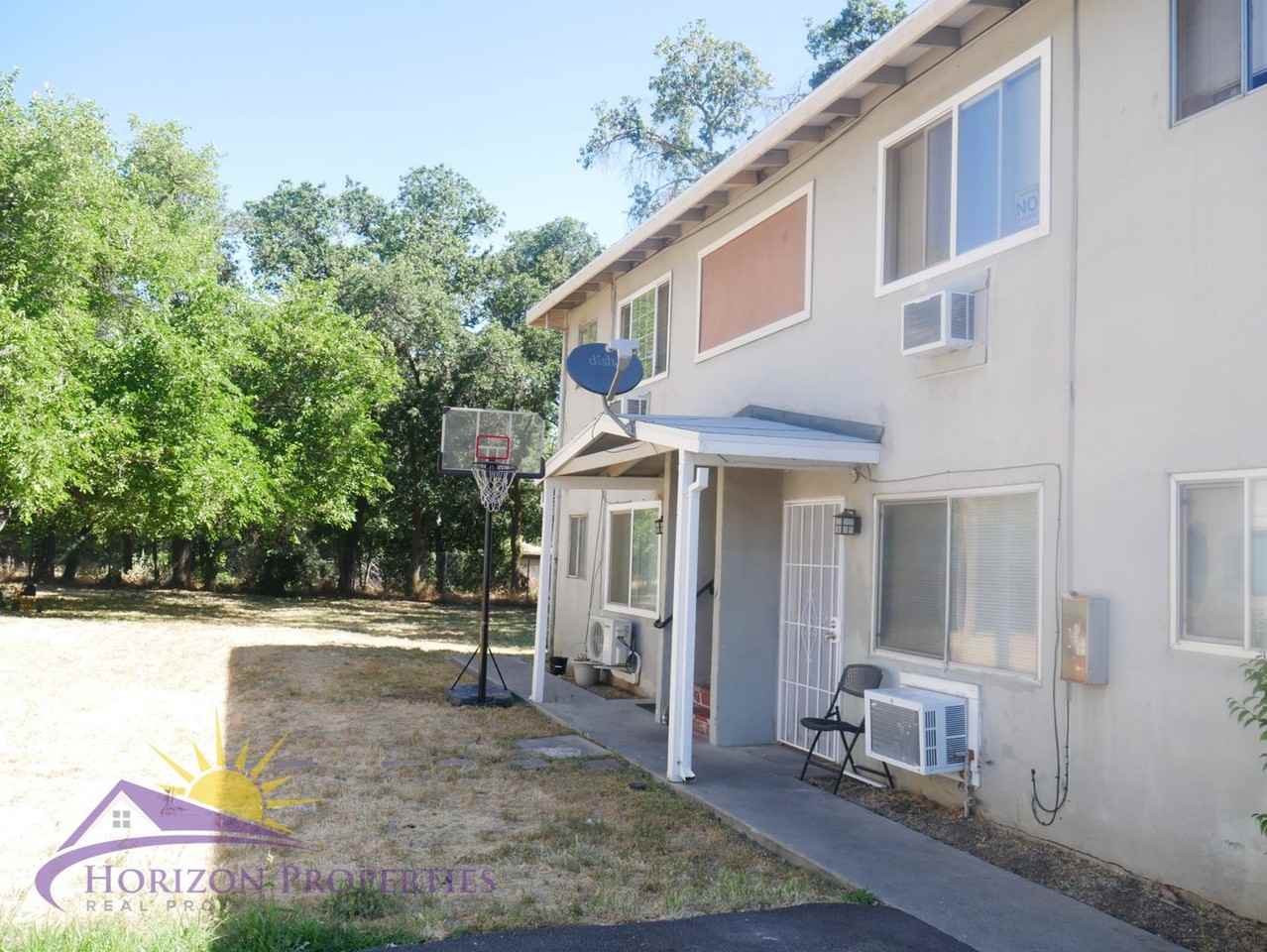 1617 Arcade Blvd #16 - Photo 4 of 17