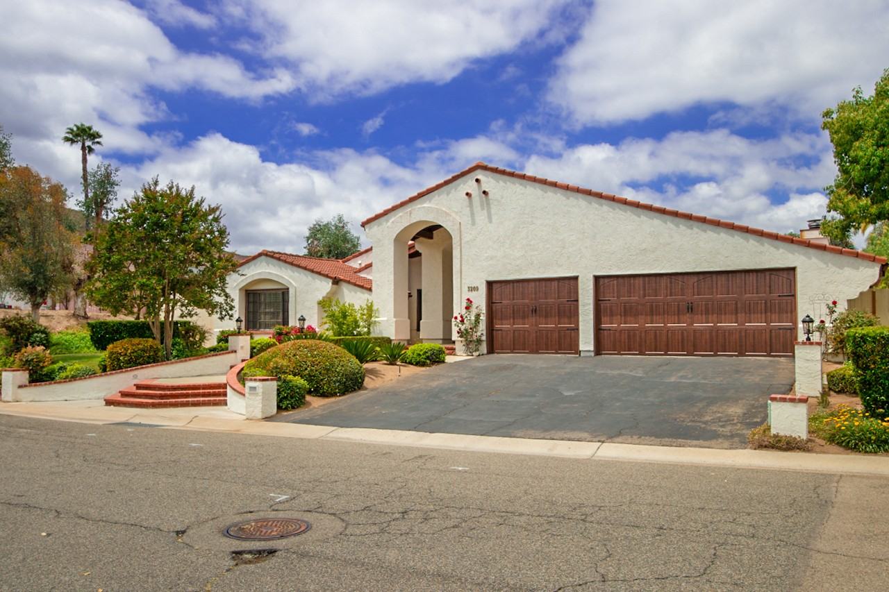 3209 Avenida Hacienda - Photo 2 of 44