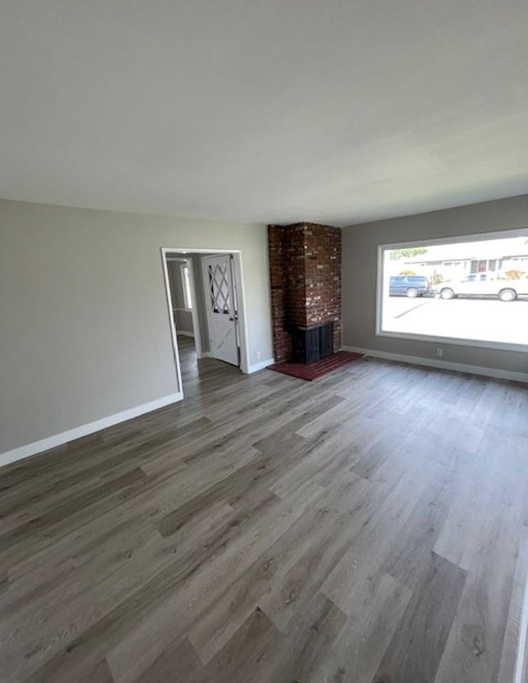 201 S Mission St - Photo 5 of 15